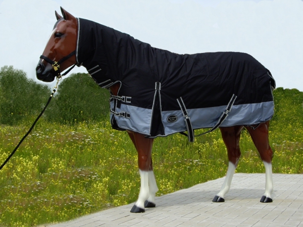 TOP SCORE Regen Winter Combidecke - mit Halsteil - schwarz - Größe 76 Zoll - 135 cm TOP SCORE Regen Winter Combidecke - mit Halsteil - schwarz - Größe 76 Zoll - 135 cm